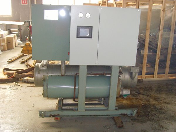 板桥镇酒店中央空调不停机清洗方法介绍